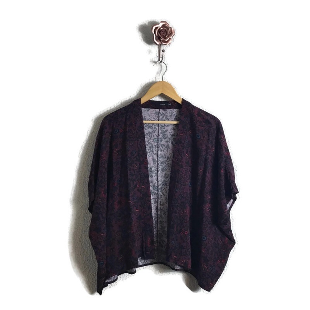 Aritzia Talula 100%‎ Rayon Open Front Floral Oversized Cardigan Kimono XXS/XS